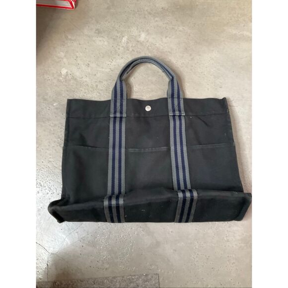 Hermès Fourre Tout PM Tote Bag - Picture 2 of 11